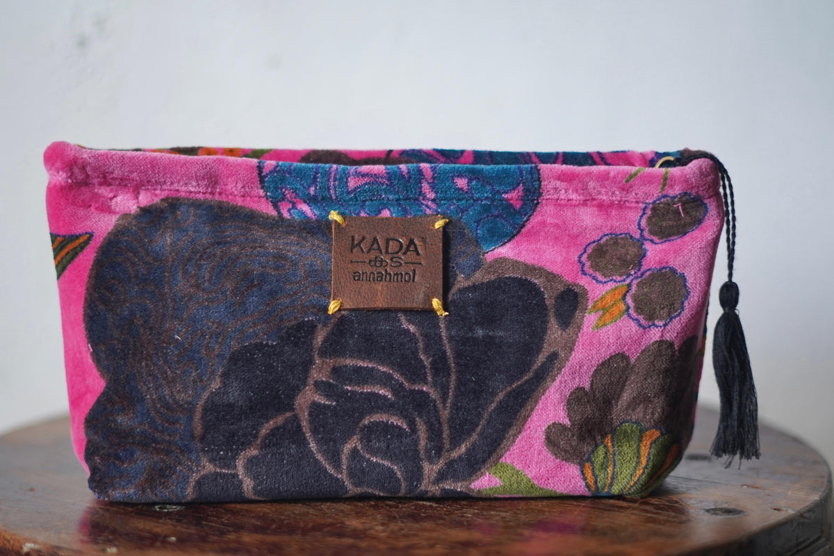 Vana Mini Velvet Cosmetic Bag